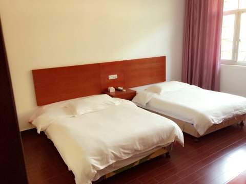 苍南渔寮潮海住宿